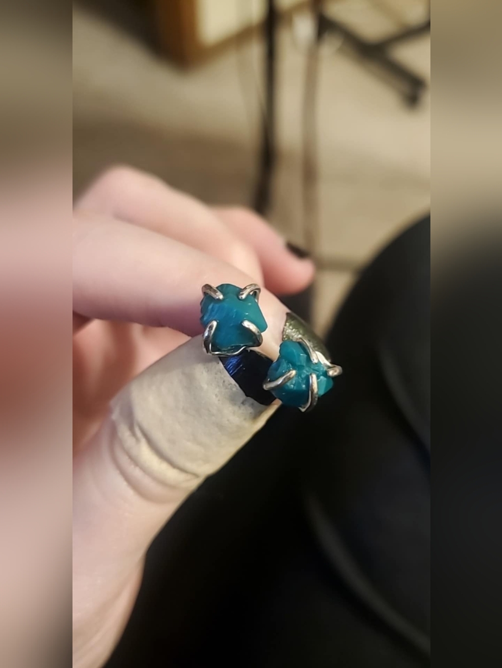 Hot Topic Disney Maleficent Turquoise Stud Earrings